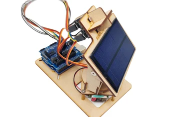 Smart saules sekošanas ierīce Arduino