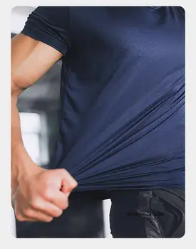Par NewGiavnvay vīriešu sporta Mikro-elastīgs T-kreklu, Ātri žāvēšanas Forši, zīdaini Acs elpojošs Fitnesa mācības, kas Darbojas ar Īsām piedurknēm