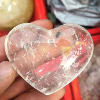 Dabas Caurspīdīgs kvarca akmens pulēta skaidrs, kristāla sirds