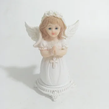 11*7*6cm Kristiešu Katoļu Pirmo Svēto Komūniju uz Ceļiem Lūgšanā Maza Eņģeļa Statuja Apdarei Meitene
