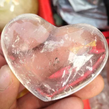 Dabas Caurspīdīgs kvarca akmens pulēta skaidrs, kristāla sirds